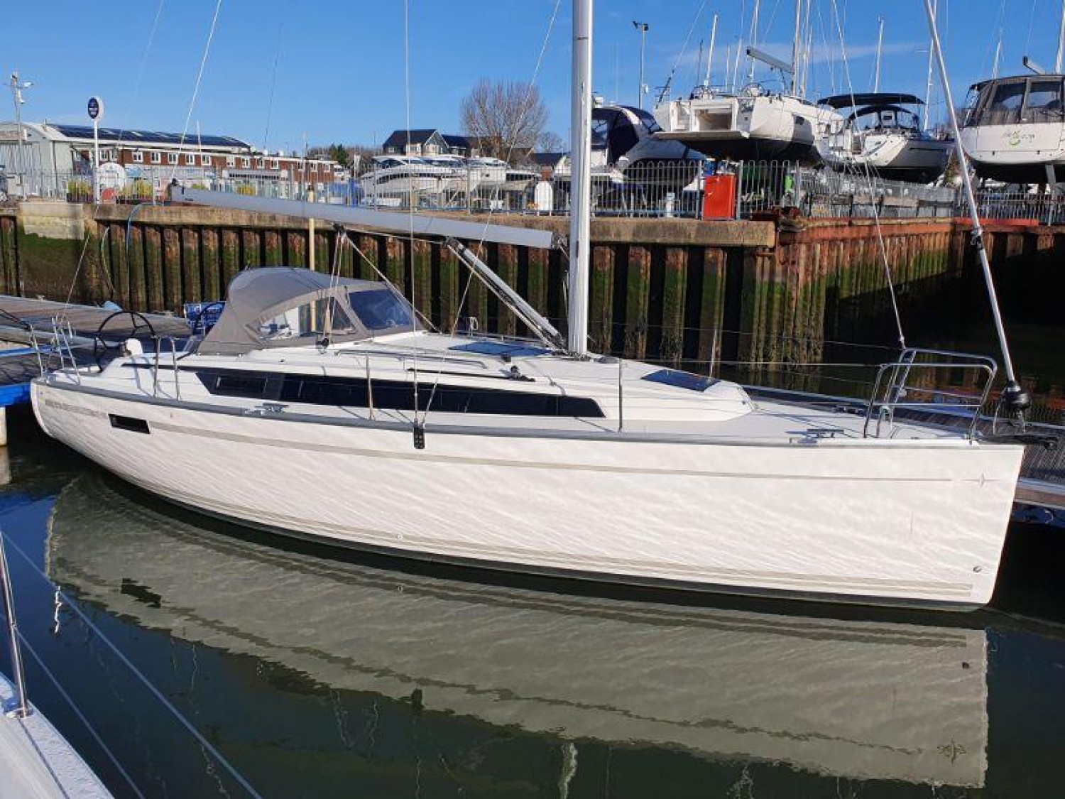 slider 0 Bavaria  34 Cruiser